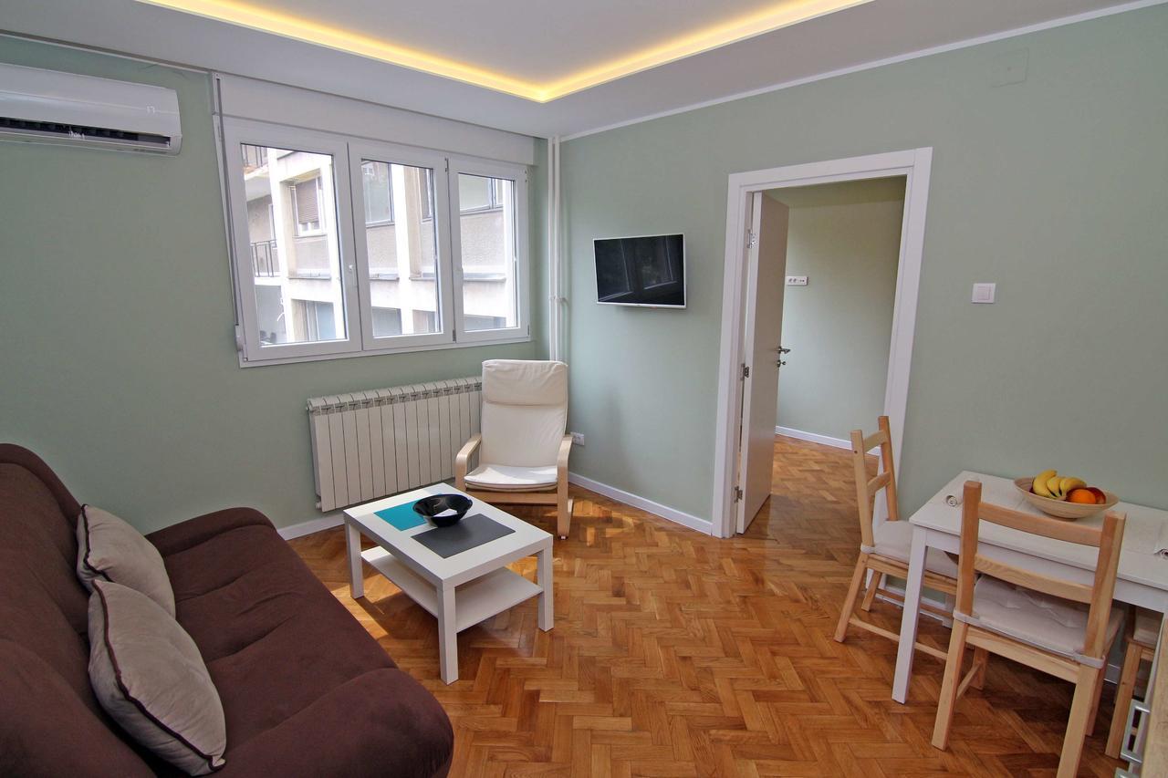 Apartmani 27 ベオグラード エクステリア 写真